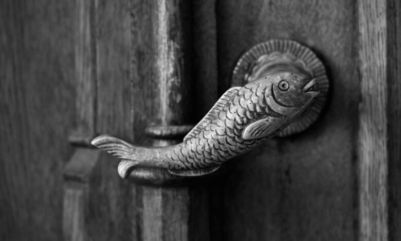 unique and memorable handle